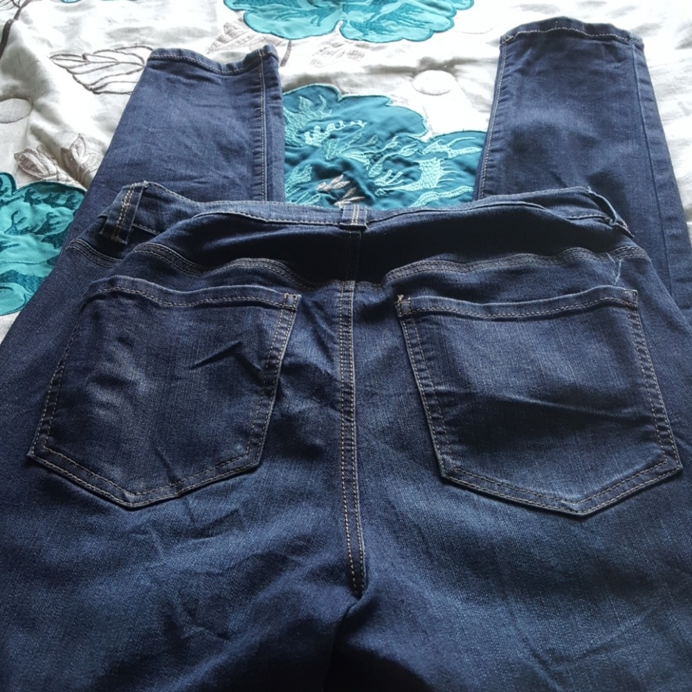 Rue 21 jeans - Picture 3 of 4